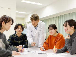 学校法人美専学園　北海道医薬専門学校