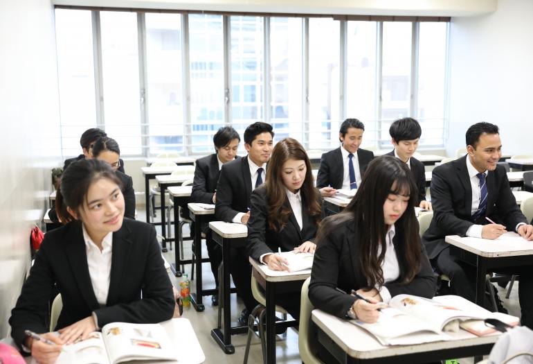 大阪YMCA国際専門学校