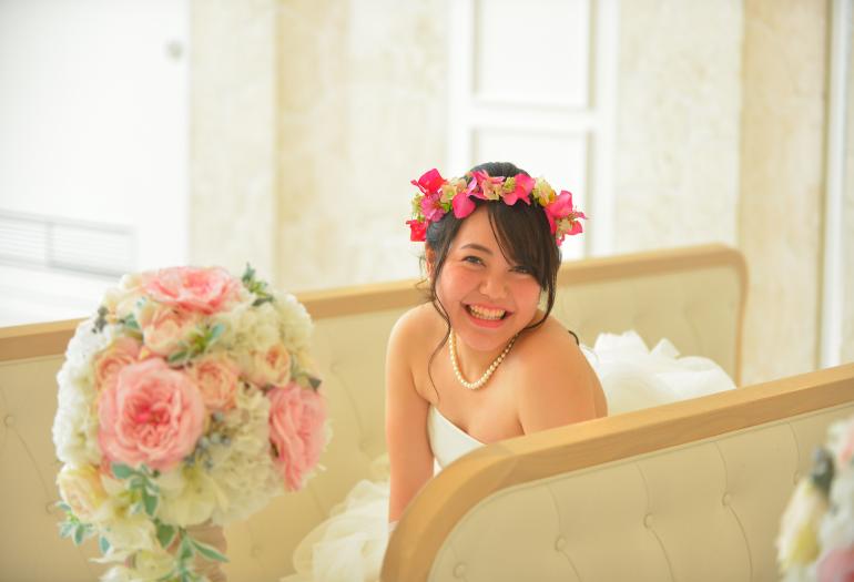 専門学校　沖縄ブライダルモード学園